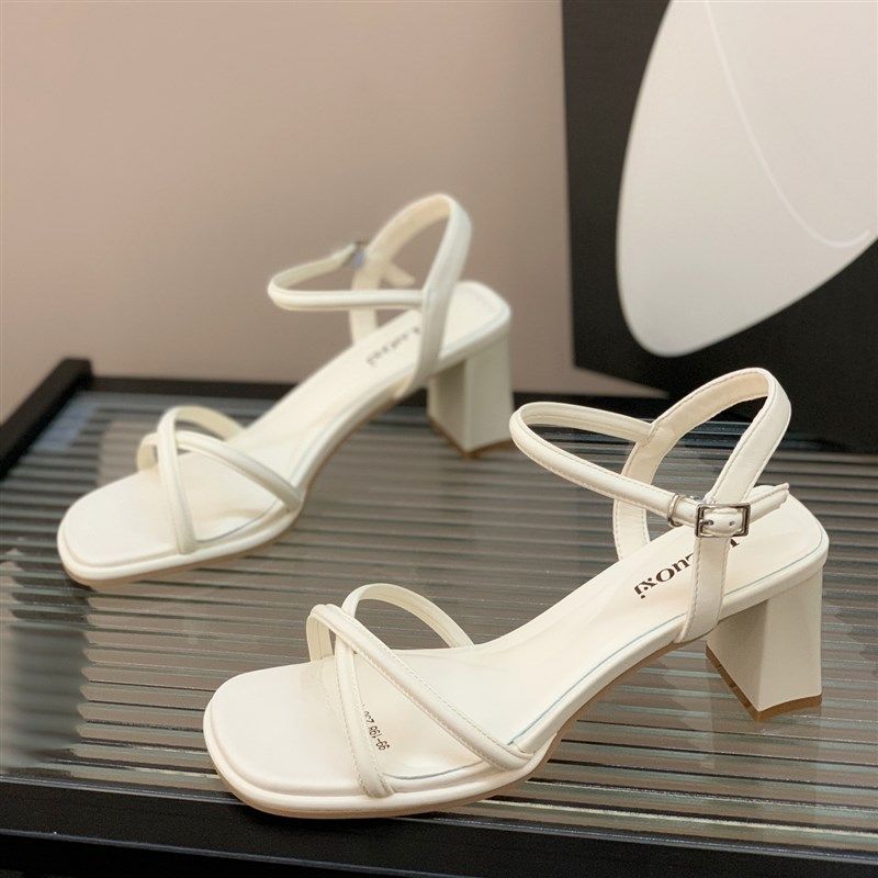 一字扣带方头粗跟凉鞋女2024夏季新款简约网红晚晚鞋交叉带高跟鞋,女鞋,一字带凉鞋,淘宝优惠券,粉丝福利购,淘宝优惠卷
