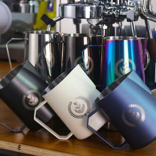 食用 配缸奶咖啡拉花杯不锈钢套式刻度杯意 彩色尖嘴拉花拉花泡缸