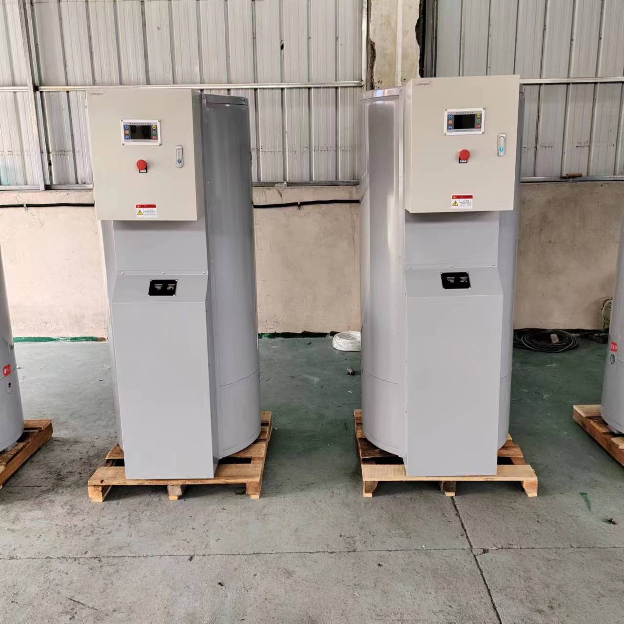 DSE-120容积式电热水炉 90kw电锅炉455L 商用容积式电热水器