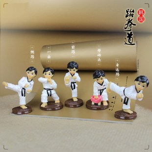 汽车车载摆件跆拳道纪念品小公仔个性创意武道馆套装摆件体育礼物