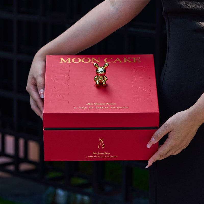 高档月饼包装盒20m25新款金辉月朔双层8粒冰皮蛋黄酥礼盒礼品空盒
