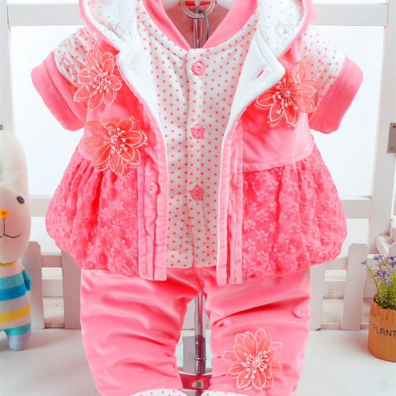 女童服装春秋冬服装0-1-2岁宝宝3三件套新生宝宝6个月8棉衣外套装