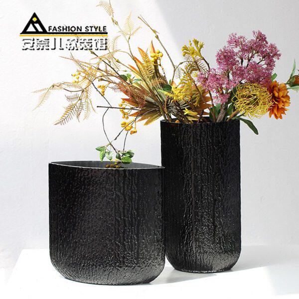 黑色树皮纹玻璃扁花瓶高端水培插花器现代家居客厅样板间软装摆件
