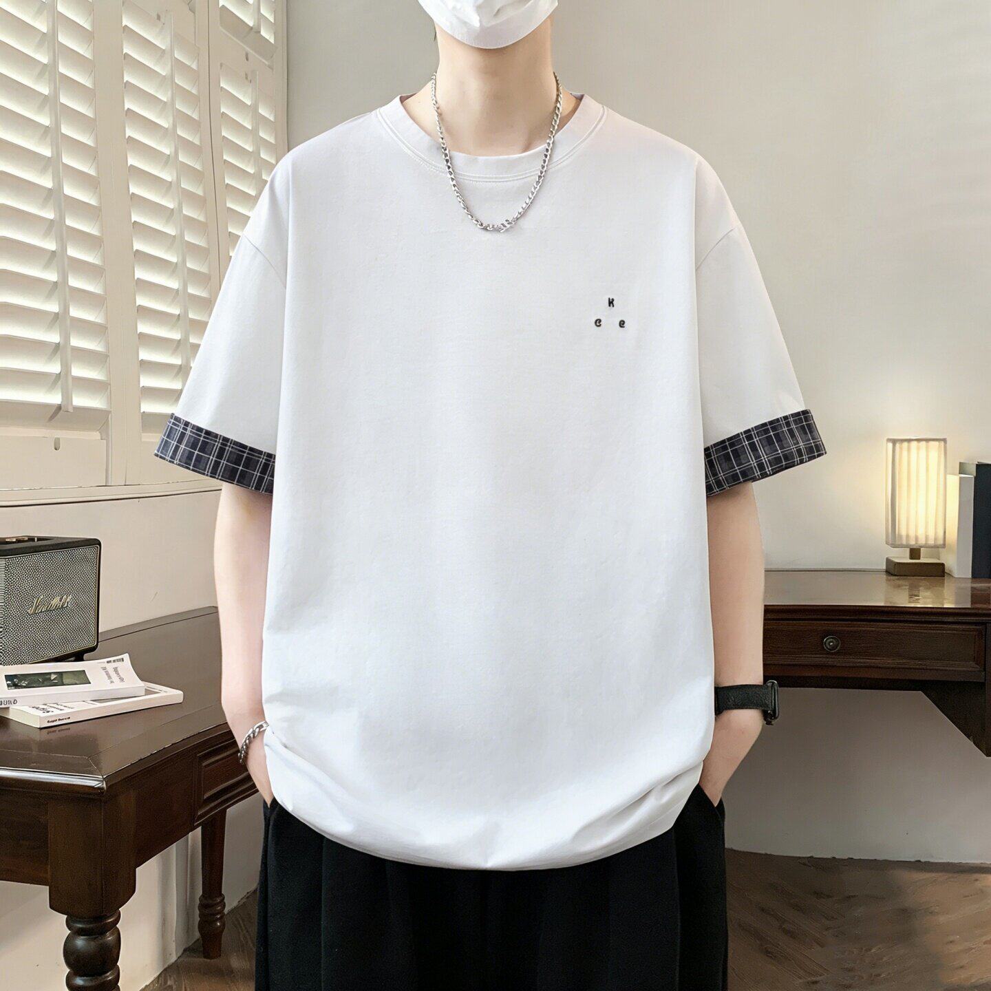夏季薄款T恤男短袖青少年