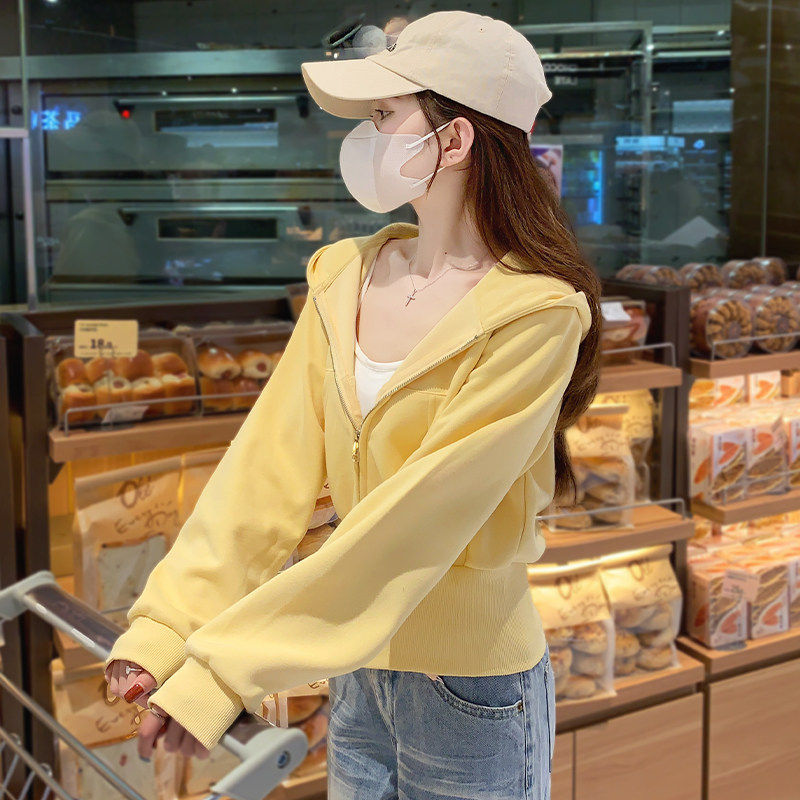 黄色短款正肩卫衣外套女2