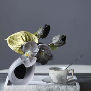 斜口可爱轻奢风网红北欧风玻璃花瓶样板间插花花器家居软装饰