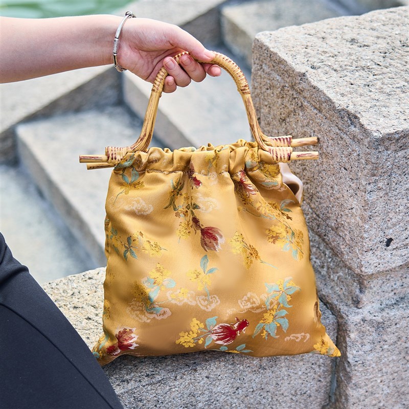 2025新款月饼盒中秋便携礼盒E包装盒竹袋蛋黄酥冰皮礼盒空盒