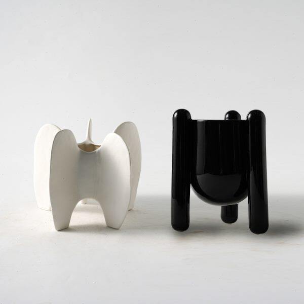 现代欧式轻奢样板间黑白陶瓷花器创意插干花瓶客厅玄关装饰品摆件