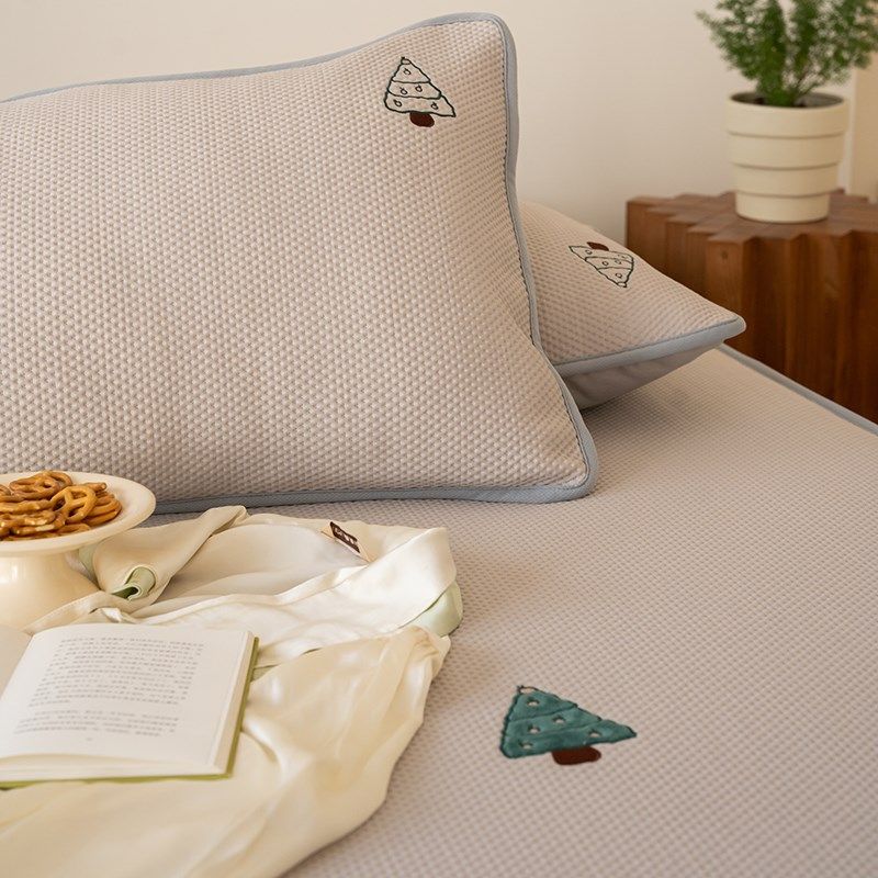 夏天2025新款凉席三件套床笠款 绣花可爱冰丝席空调软席婴儿宝宝,床上用品,冰丝席,淘宝优惠券,粉丝福利购,淘宝优惠卷