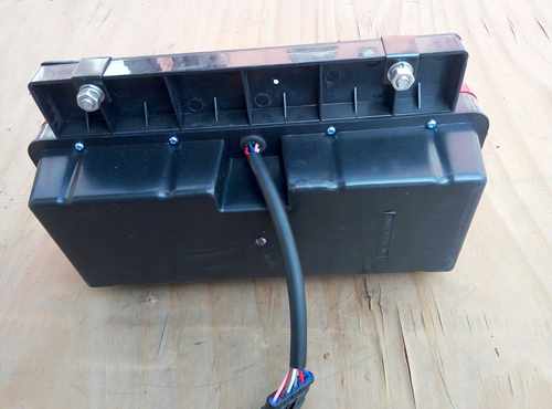跃进帅虎H100/300/500     后尾灯总成  24V