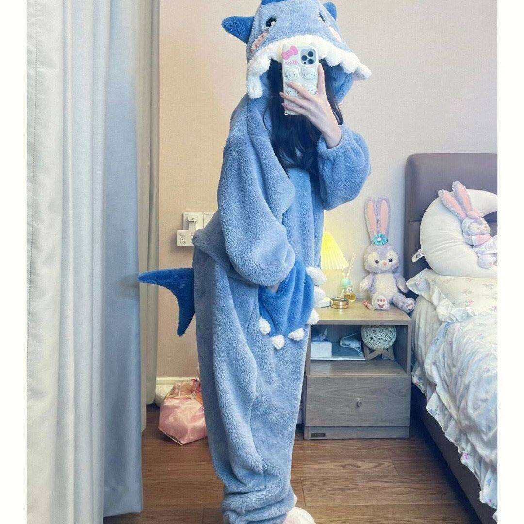 可爱鲨鱼珊瑚绒连体睡衣女秋冬季睡衣/家居服套装