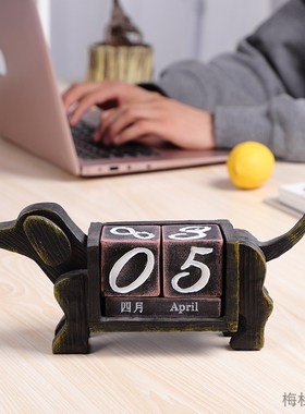 创意狗狗日期摆件办公桌生肖万年历美式乡村手动日历拍照摄影道具