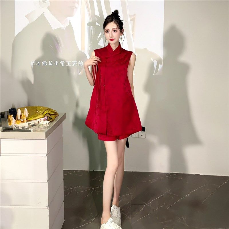 提花旗袍无袖改良新中式时尚套装女2025夏季新款盘扣A字上衣短裤,女装/女士精品,时尚套装,淘宝优惠券,粉丝福利购,淘宝优惠卷