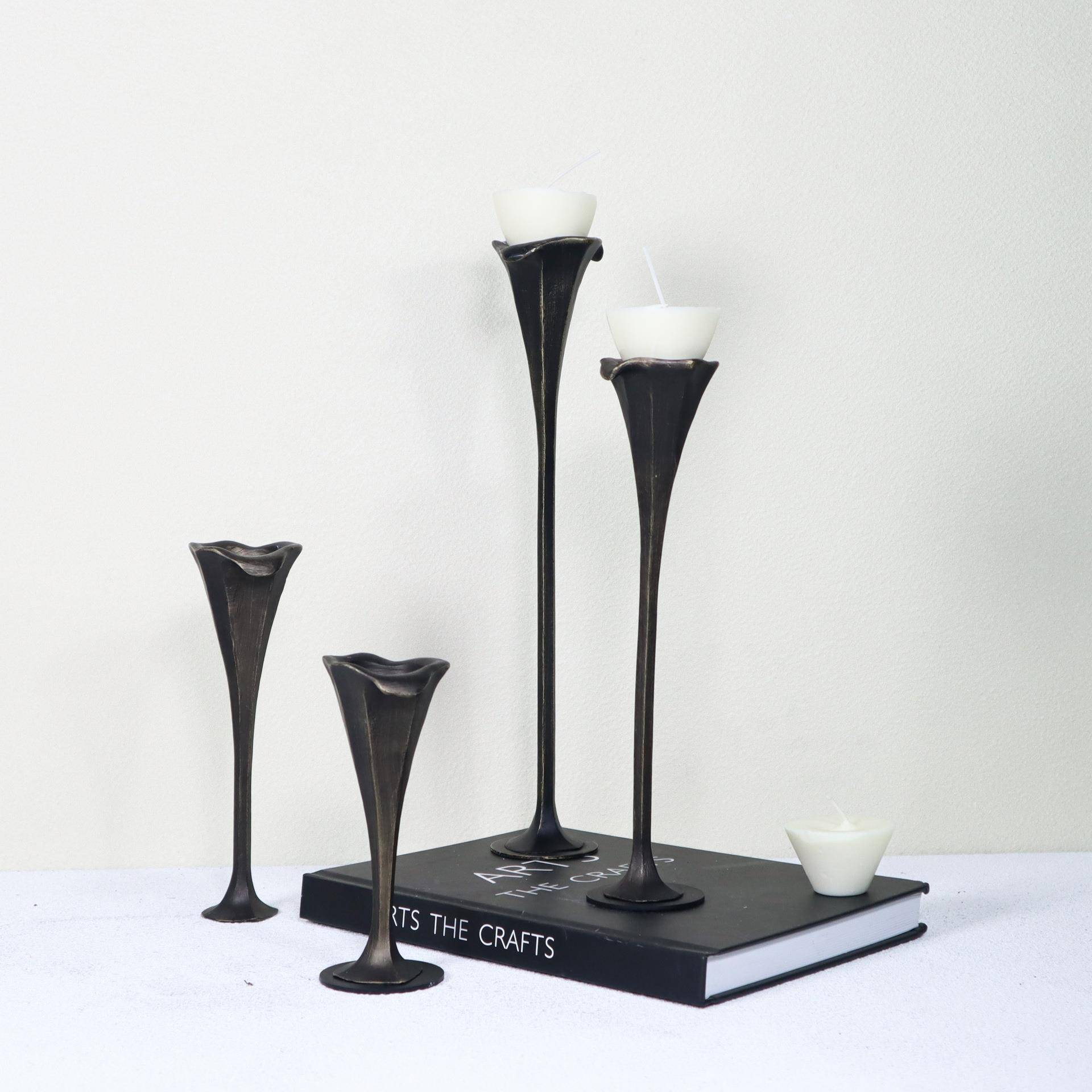 复古欧式黑色烛台摆件中古风样板间餐厅烛光晚餐蜡台装饰品样板间