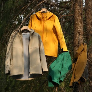 年度之作 秋冬高端男女情侣户外城市加绒保暖防风雨软壳冲锋衣潮