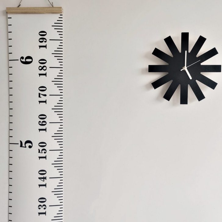 ins儿童房极简风静音钟表立体样板房壁挂时钟幼儿园挂钟拍摄道具