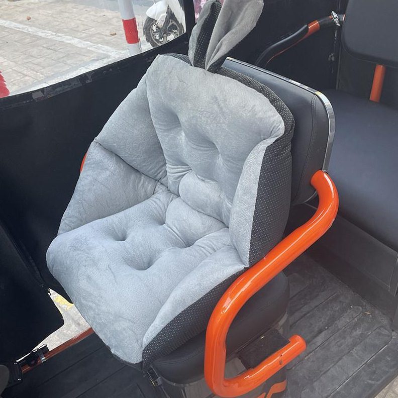 接孩子电动三轮车坐垫冬季保暖防风前后座垫冬天四轮车背靠垫一体