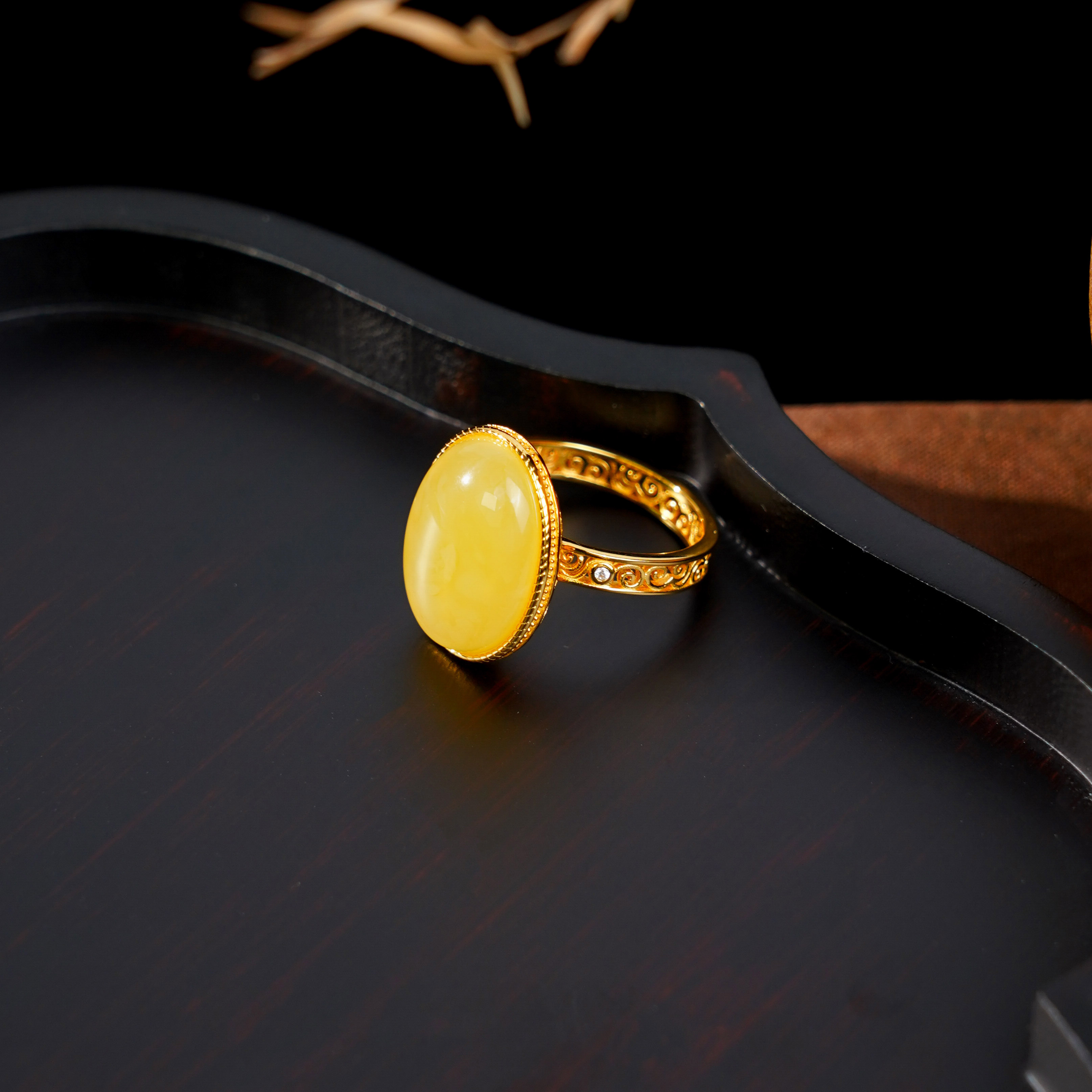 Winnie专属 ·龙老板珠宝S925蜜蜡蛋面戒指