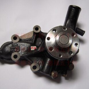 五十铃配件 C240 水泵 TCM 叉车