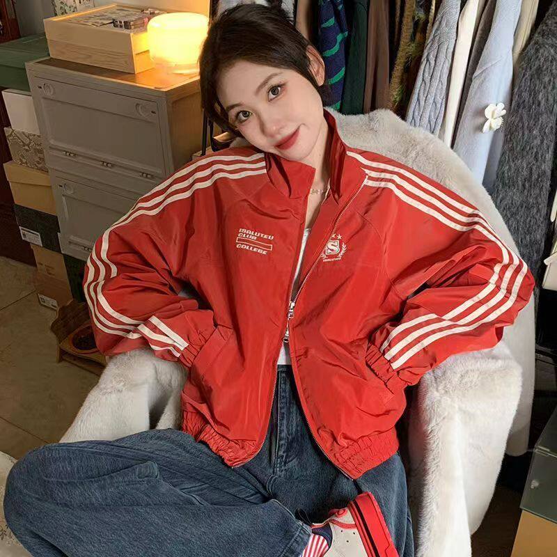 美式复古红色外套女秋季新款设计感小众运动立领短款冲锋夹克上衣
