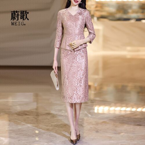高端喜婆婆婚宴装2025新款高级感蕾丝连衣裙妈妈婚宴礼服平时可穿