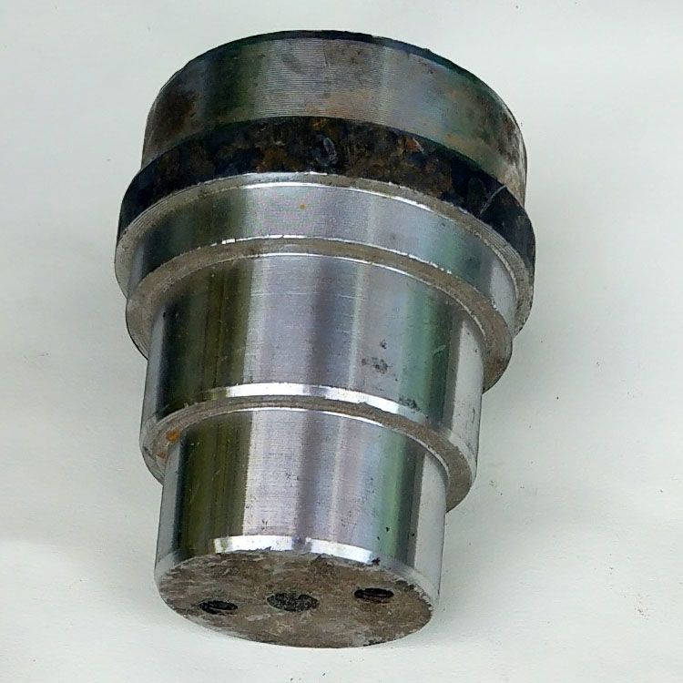 连云港310轴头刀轴豪丰旋耕机6308轴头南昌加粗轴锁片东方红拖拉