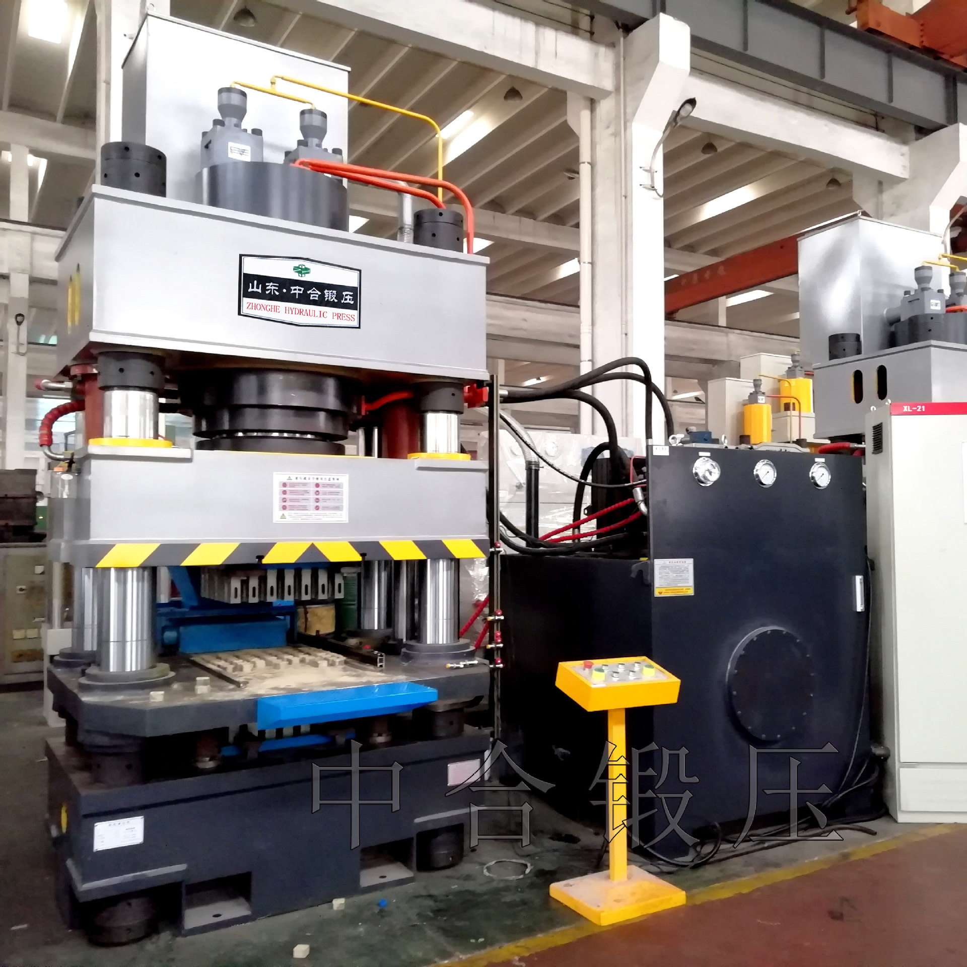 中合新推出伺服控制全自动鱼饵压块机 500吨鱼饵压块成型液压机,五金/工具,液压机/油压机,淘宝优惠券,粉丝福利购,淘宝优惠卷