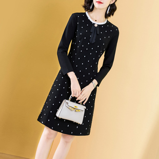 减龄高端长袖洋气短款裙子小个子显高2024春季新款女士高档连衣裙