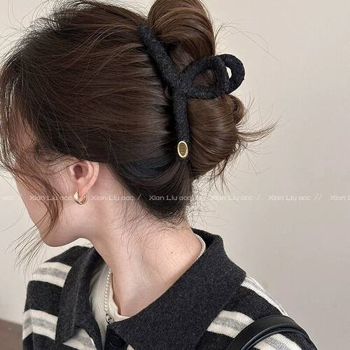 布艺缠绕头发抓夹女2025新款高端发夹后脑勺鲨鱼夹大号发量多发饰