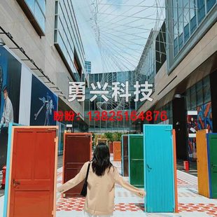 任意门景区拍照打卡引流暖场道具沙滩海边互动美陈装置拍照门框