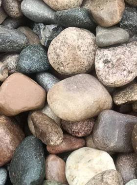 现货供应鹅卵石园林造景石铺路石变电站专用5-8公分河卵石造景铺