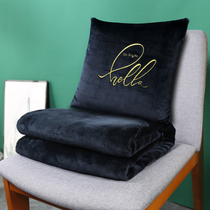 卡通抱枕b被子两用汽车靠垫珊瑚绒沙发办公室午睡枕头空调毯子定