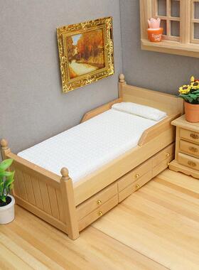 1：12迷你娃娃屋摆件dollhouse家具OB11床仿真木床带抽屉微缩床
