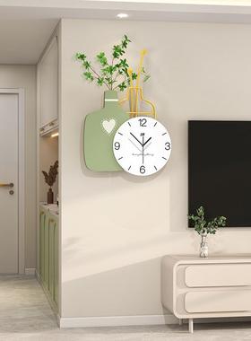 创意奶油风挂钟客厅现代简约艺术时钟餐厅家用挂墙装饰画静音钟表