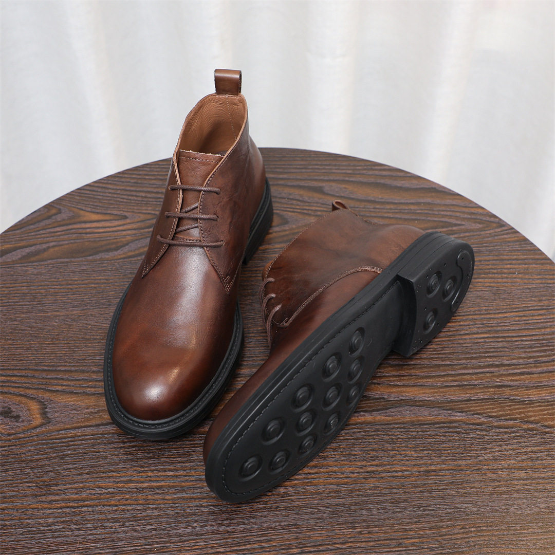 2026中筒马丁靴秋冬男士头层牛皮手工擦色经典英伦风系带工装短靴,流行男鞋,马丁靴,淘宝优惠券,粉丝福利购,淘宝优惠卷