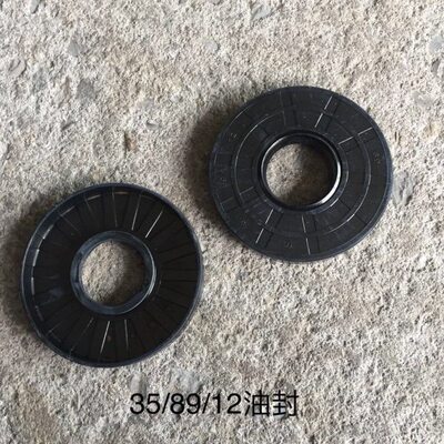 **1012**25*73501240/5/*45    1058油封***大**235国产*742450