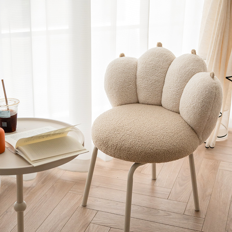奶油风羊羔绒可旋k转化妆凳小户型卧室美甲梳妆凳猫爪坐椅现代简