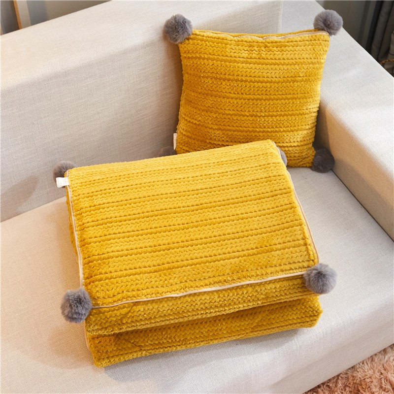 纯色双面毛绒抱枕被子两用加厚汽车水晶I绒保暖靠垫被卧室盖毯珊