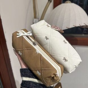 丑到爆的笔袋限量版笔袋笔袋抽象笔袋轻奢高级感简约高颜值学生袋