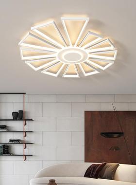 客厅主灯极简2022年新款奶油白色系LED旋转烟花家用大厅吸顶灯具
