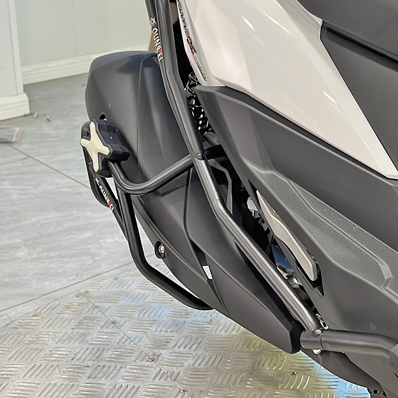 适用光阳H150消声器保险杠RKS150排气护杠RacingX150保护改装护架