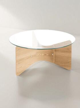 Umbra Madera 圆形 现代和现代咖啡桌，