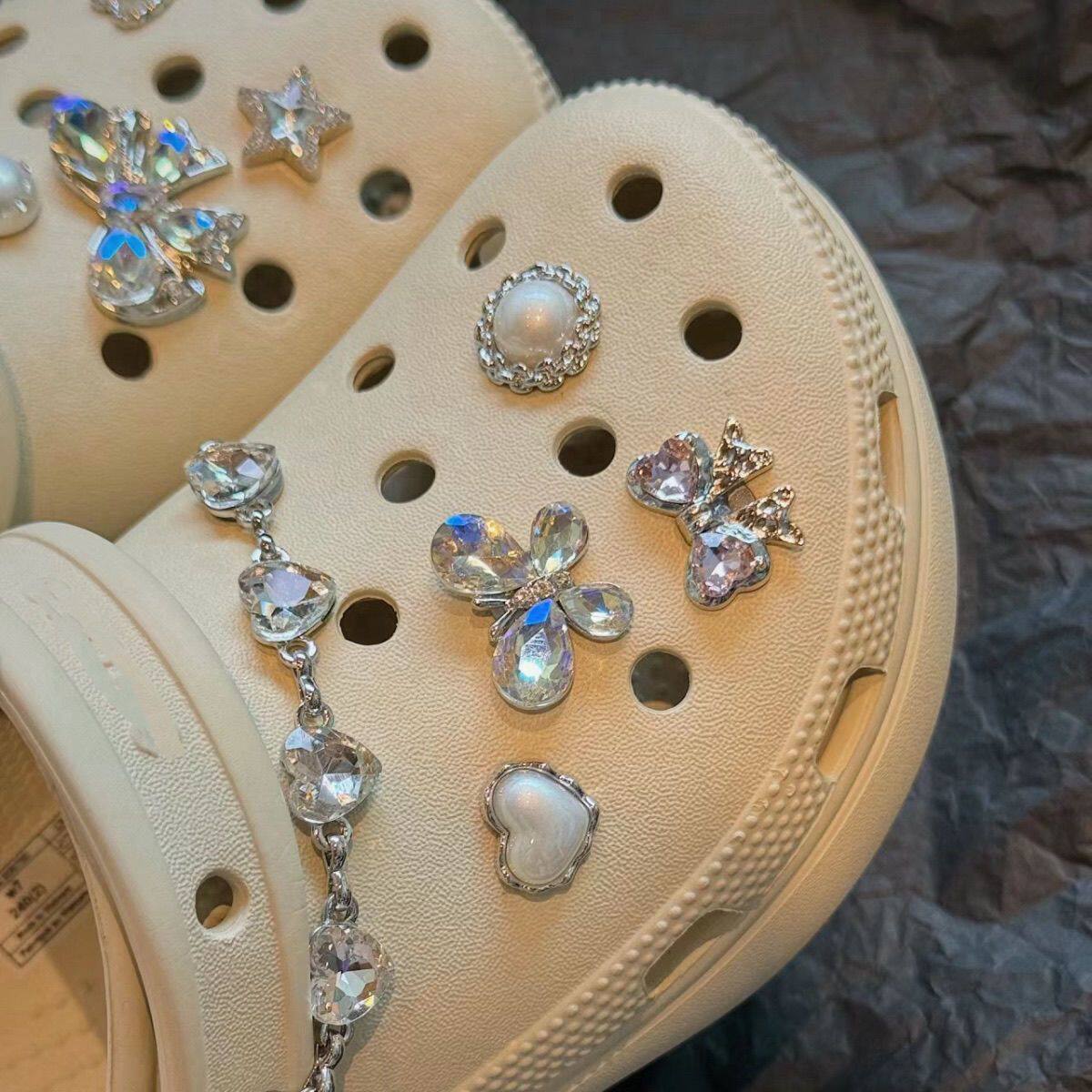 蝴蝶钻链水钻金属鞋花洞洞鞋配饰适配Crocs装饰diy可拆卸鞋扣