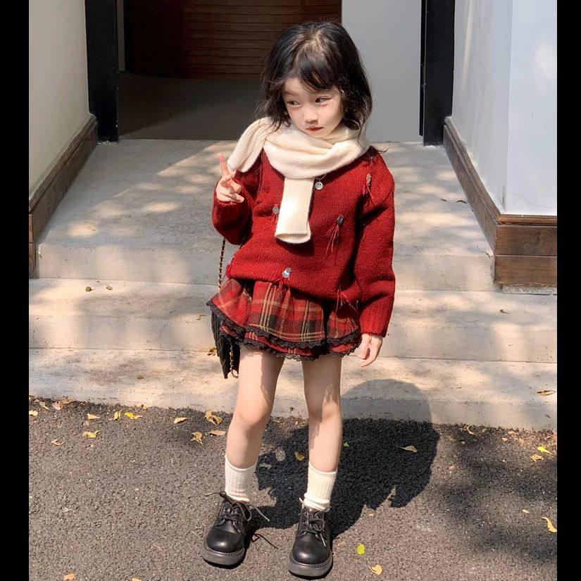 冬装女童套装圣诞新年红色针织毛衣复古格子半身裙儿童喜庆拜年服