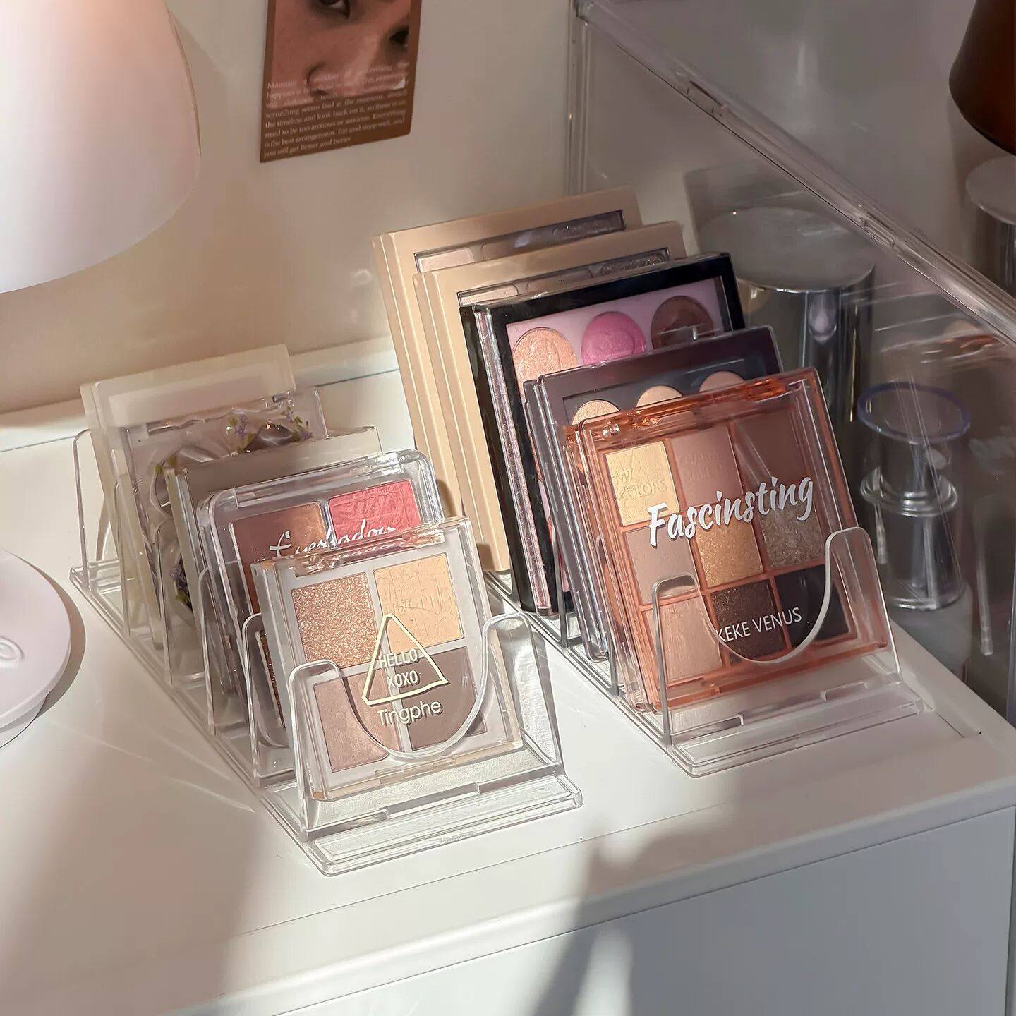 眼影盘收纳神器透明分隔盒子桌面彩妆粉饼腮红化妆品置物架展示架,收纳整理,化妆品收纳架,淘宝优惠券,粉丝福利购,淘宝优惠卷