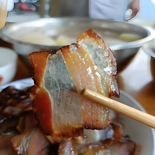 云南镇雄正宗柴火烟熏五花腊肉农家土猪特产