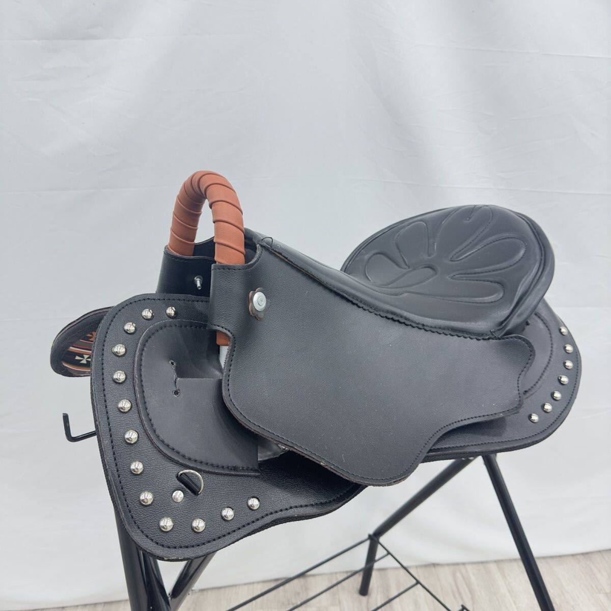 马鞍马鞍子新款游客马鞍全套马具皮革雕花耐力大小游客配件用品