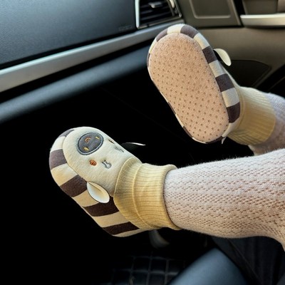 春秋款婴儿鞋3-6到12个月软底鞋袜新生儿宝宝防掉卡通布鞋0-1岁棉