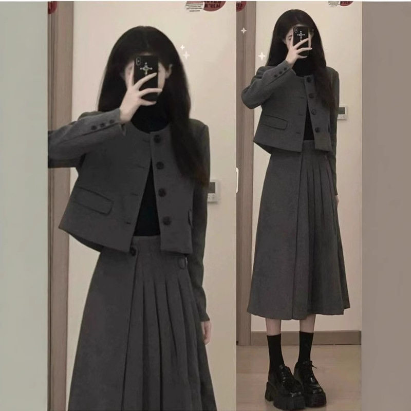 美式复古灰色学院风毛呢西装百褶裙套装女秋冬季夹棉小香风两件套