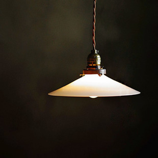 玉石磨砂玻璃复古单头北欧餐厅茶房休闲吧简约创意个性黄铜吊灯具